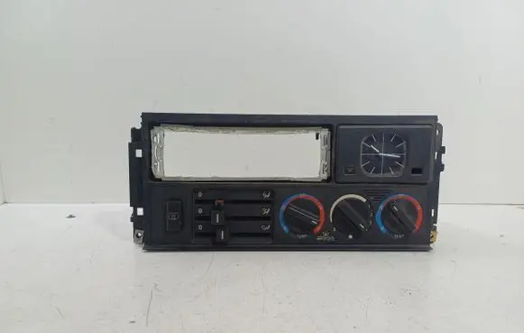 BMW 5 E34 Climate control unit 8351653