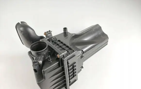 Ford Fiesta Air filter box AV219600AA