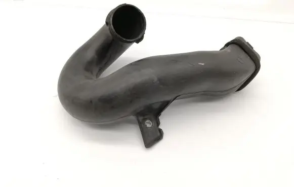 Toyota Verso-S Air intake duct part 177520R010