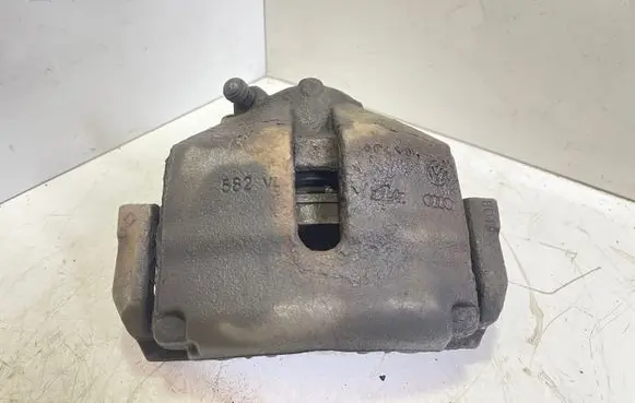 Volkswagen Golf Plus Front brake caliper 582
