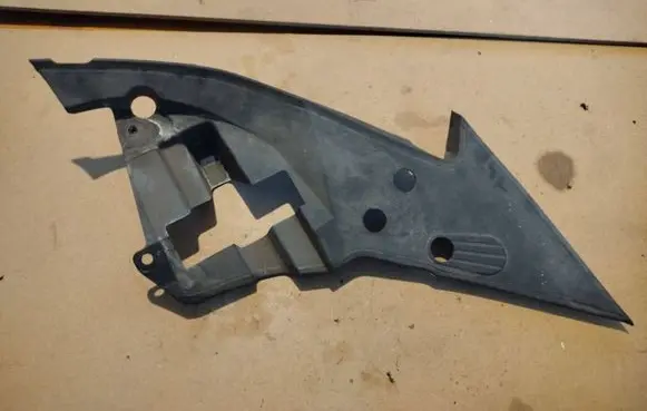 Audi A6 S6 C8 4K Engine bonnet/hood lock trim molding 4K0805286