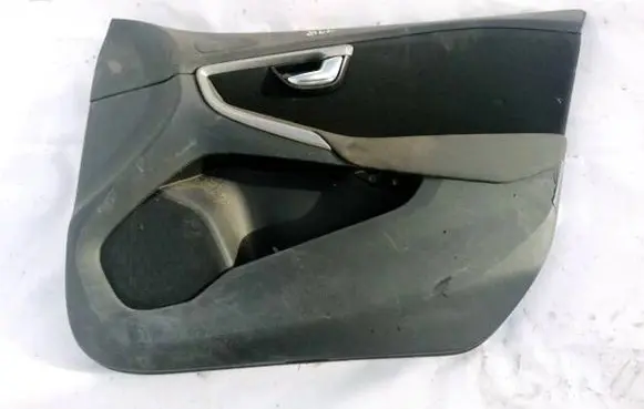 Volvo V40 Front door card panel trim 1319933