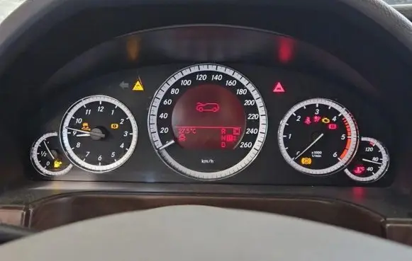 Mercedes-Benz E W212 Speedometer (instrument cluster) A2129004104 IMPRK1380315
