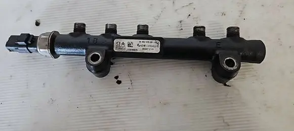 Ford Mondeo MK IV Fuel main line pipe 9685297580 28497Z01 110780875