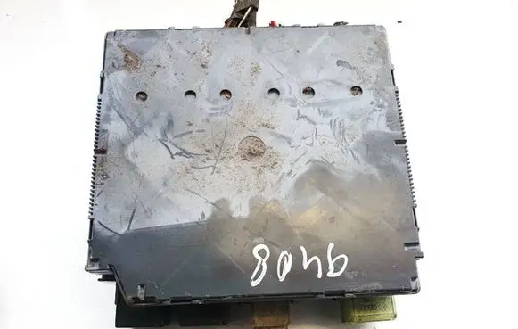 Volkswagen PASSAT B7 Fuse box set 7n0937503a 3aa937087d