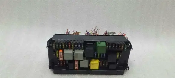 Mercedes-Benz E W212 Fuse box set A2129004911