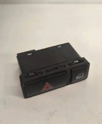 BMW X5 E53 Hazard light switch 8368920