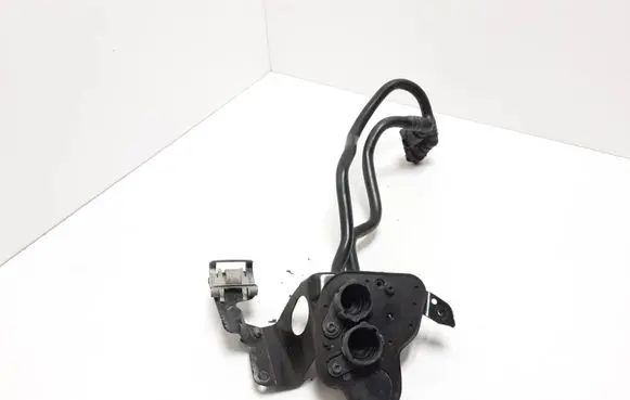 Volvo XC90 Radiator mount bracket 31380898 8090C