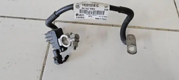 Volkswagen Golf VI Negative earth cable (battery) 1K0915181C 519416135