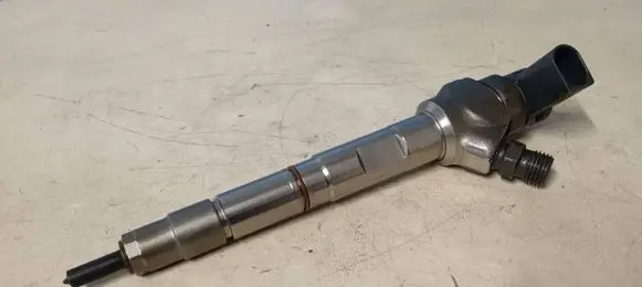 Audi A5 Sportback 8TA Fuel injector 04L130277AC
