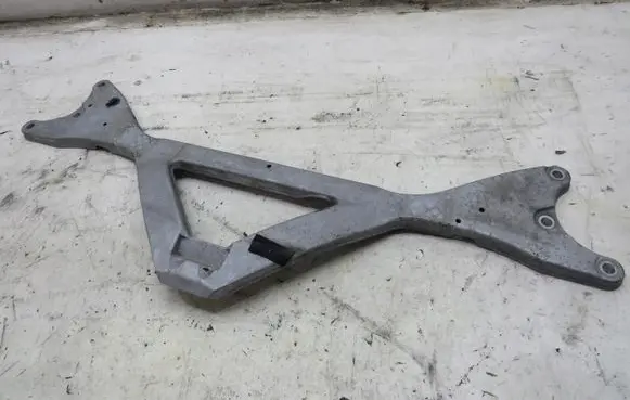 Audi A8 S8 D4 4H Front strut bar GMAUTO4574097