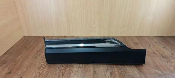 Renault Espace V (RFC) Rear door trim (molding) 828772568R