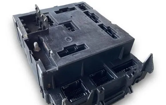 Smart ForTwo II Central body control module A4515401550