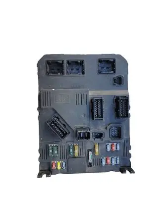 Peugeot 407 Comfort/convenience module 9662463380 S120104700N