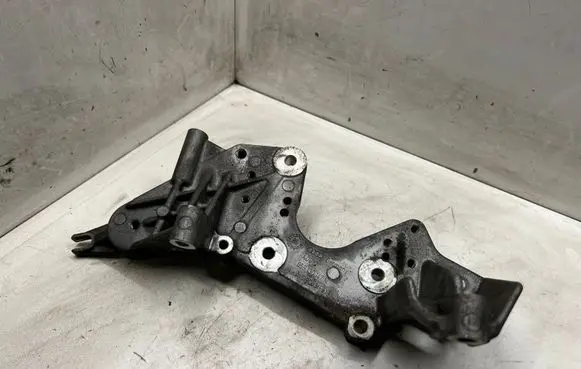 Audi Q7 4L Fuel pump bracket 059130147N