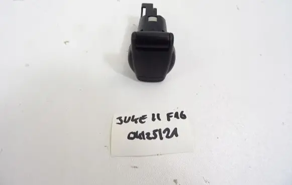 Nissan Juke II F16 12 V Socket (front) 