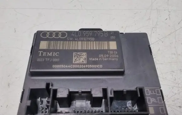 Audi Q7 4L Door control unit/module 4L0959795B