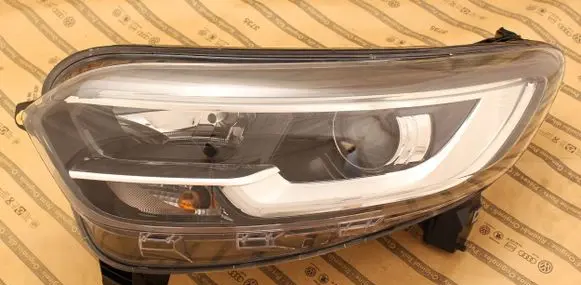 Renault Kadjar Headlight/headlamp 260602051r