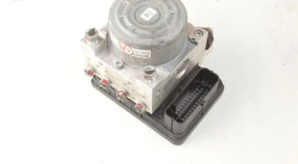 Mitsubishi Outlander ABS Pump 4670A990