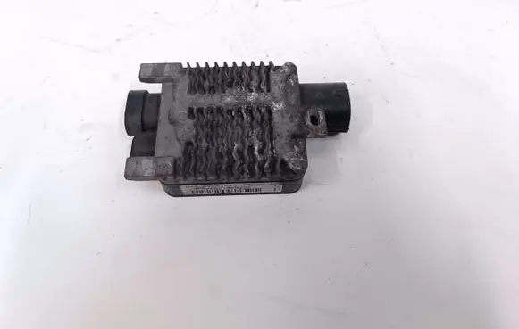 Ford Kuga I Coolant fan relay 940002904
