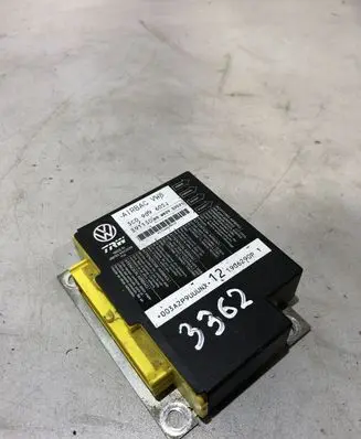 Volkswagen PASSAT B6 Airbag control unit/module 3C0909605J