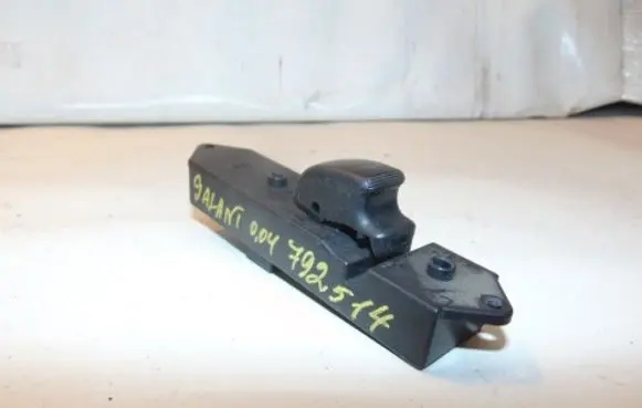 Mitsubishi Galant Electric window control switch MR252818