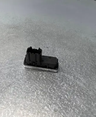 Ford Galaxy Windscreen/window heater switch 18k574ab