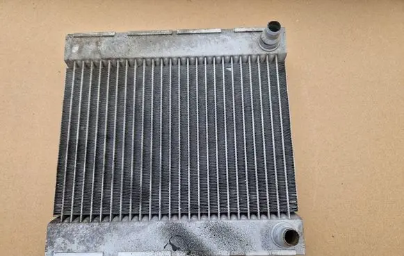 Mercedes-Benz G W463 2nd Gen Coolant radiator A0995003203