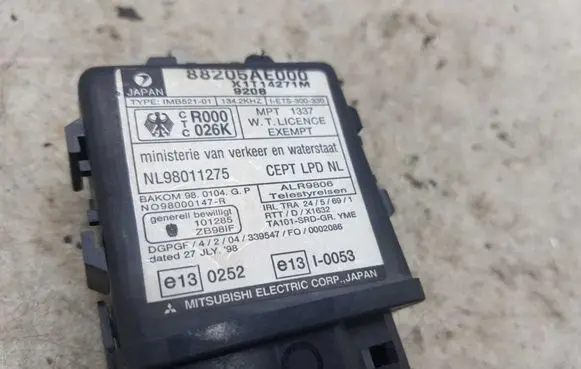 Subaru Legacy Other control units/modules 88205AE000 X1T147271M 9208