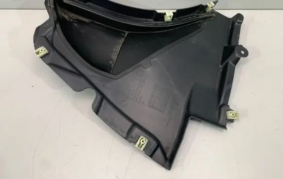 BMW 7 G70 Front wheel arch liner splash guards 9498272