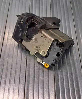 Ford Fusion Rear door lock 236AQA26413AH V2044B