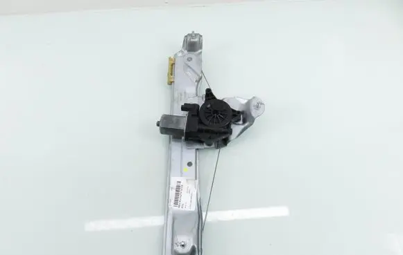 Dacia Duster Rear door window regulator with motor 19031060018 128001891F