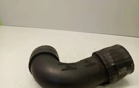 Volvo XC90 Intercooler hose/pipe 30751920