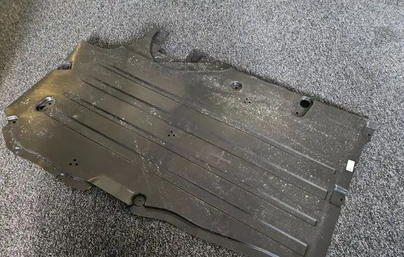 BMW XM Pickup box liner 9451724