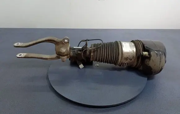 Front shock absorber/damper