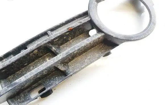Audi A3 S3 8P Front bumper lower grill 8P3807681A