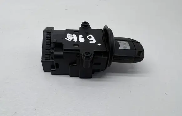 BMW 5 E60 E61 Ignition lock 6954722 108625 05307