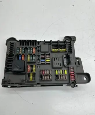 BMW X6 M Fuse box set B010105300 6516281 BJ5T095610
