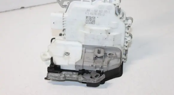 Audi Q5 SQ5 Front door lock 8J2837015E