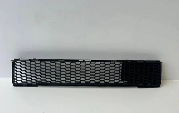 Fiat 500 Front bumper lower grill 51797997