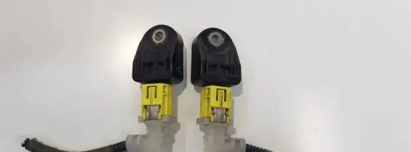 Toyota RAV 4 (XA30) Airbag deployment crash/impact sensor