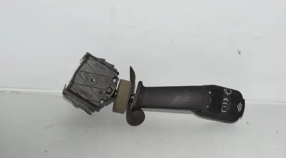 BMW 5 E39 Wiper control stalk 8352171