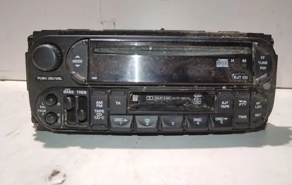 Chrysler Voyager Radio/CD/DVD/GPS head unit MU9CY24G