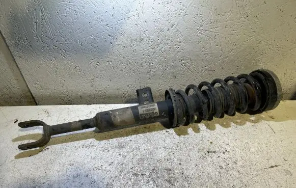BMW 5 F10 F11 Front shock absorber with coil spring 6797768 105413 31319797768