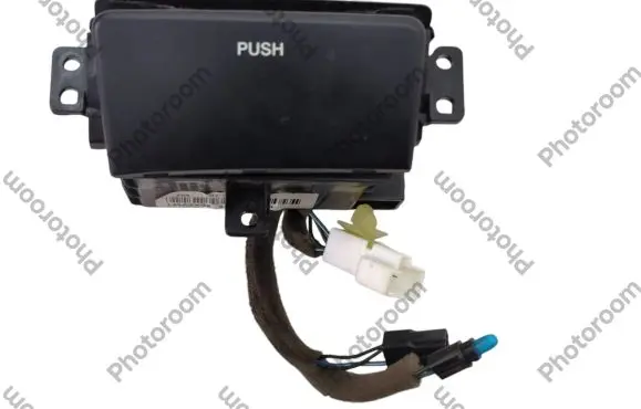 Hyundai Tucson JM Car ashtray 845502E000 U025813800 JM84652A