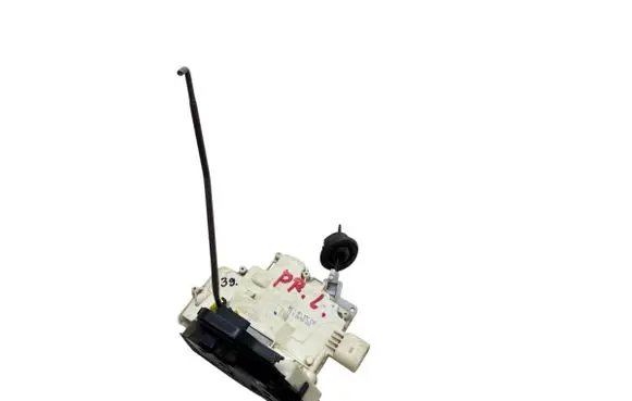 Audi A6 S6 C6 4F Front door lock 4F1837016