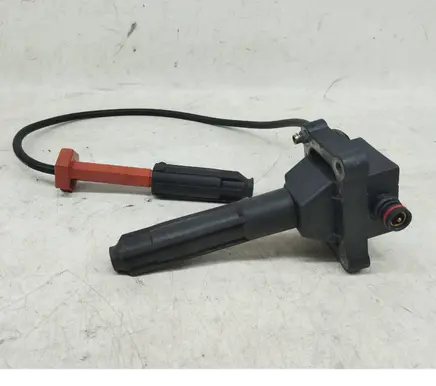 Mercedes-Benz E W124 High voltage ignition coil 0001587003 0001567210 0001593642