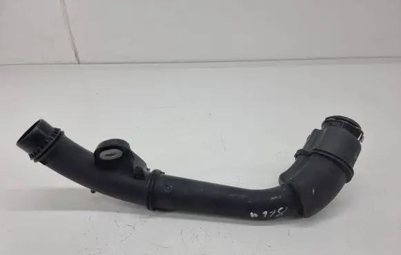 Mercedes-Benz CLA C118 X118 Intercooler hose/pipe A2820981200