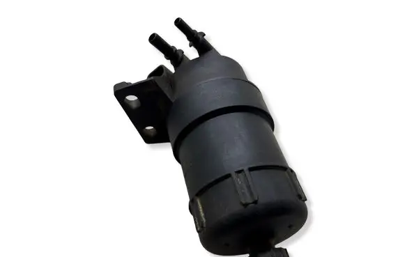 Volvo XC70 Fuel filter housing 8616848