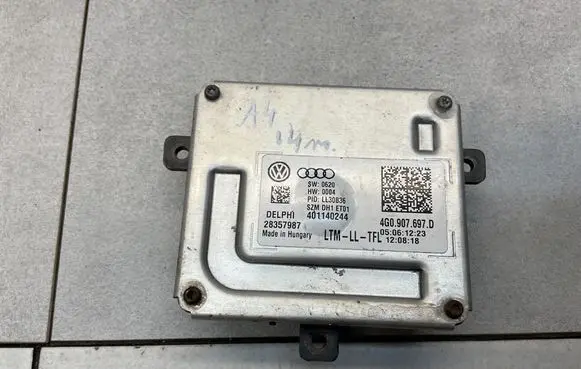 Audi A4 S4 B8 8K Headlight ballast module Xenon 4G0907697D